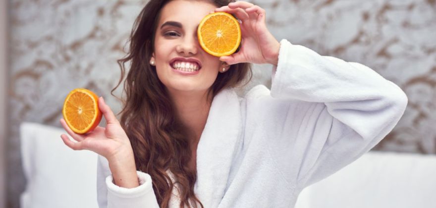 5 vecí, ktoré ste nevedeli o vitamíne C a jeho účinkoch na pleť